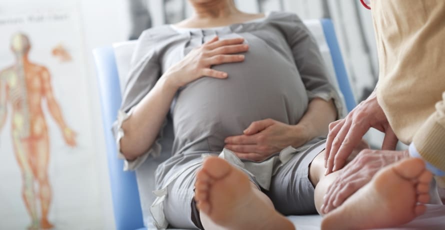 Cum sa eviti retentia de apa in timpul sarcinii