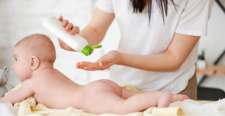 Cum ingrijesti corect pielea bebelusului